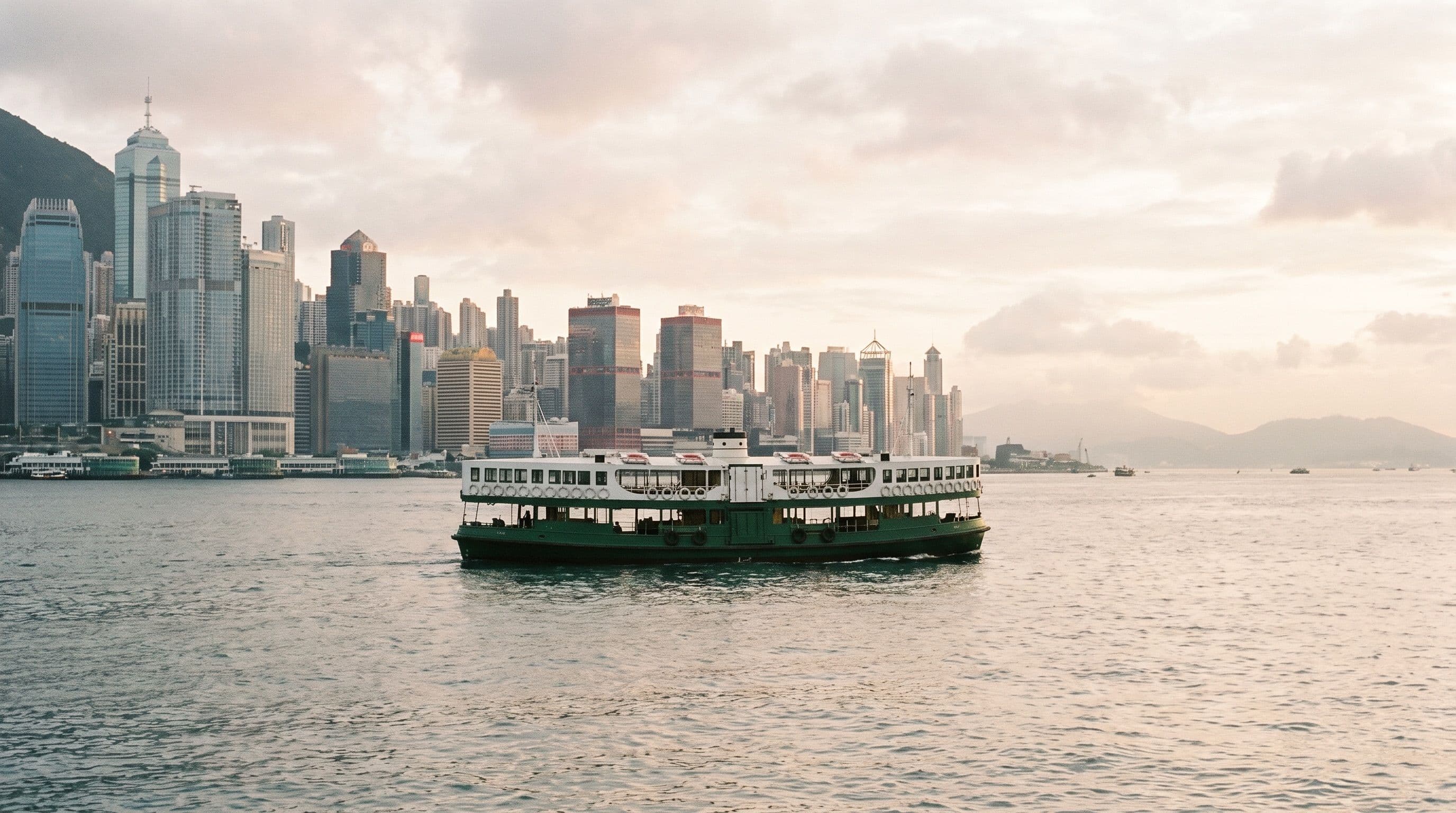 Can Two People Share an Octopus Card in Hong Kong? What Actually Happens